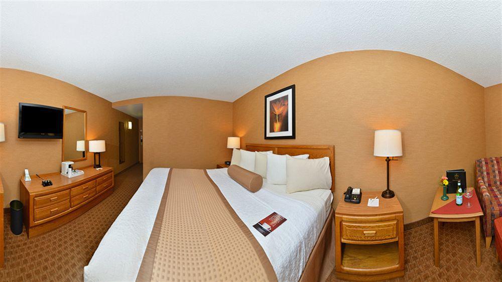 Holiday Inn Wilkes Barre - East Mountain By Ihg Екстериор снимка